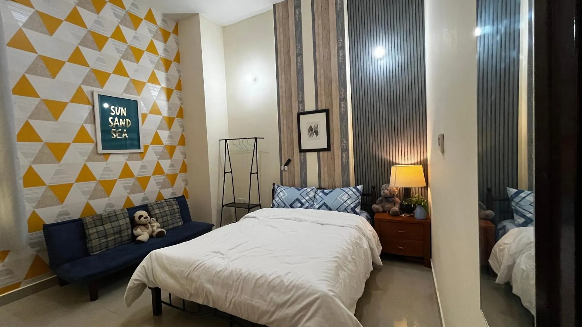 104 Room With Dedicated Washroom-Home Stay Abu Zabi Kwatera prywatna