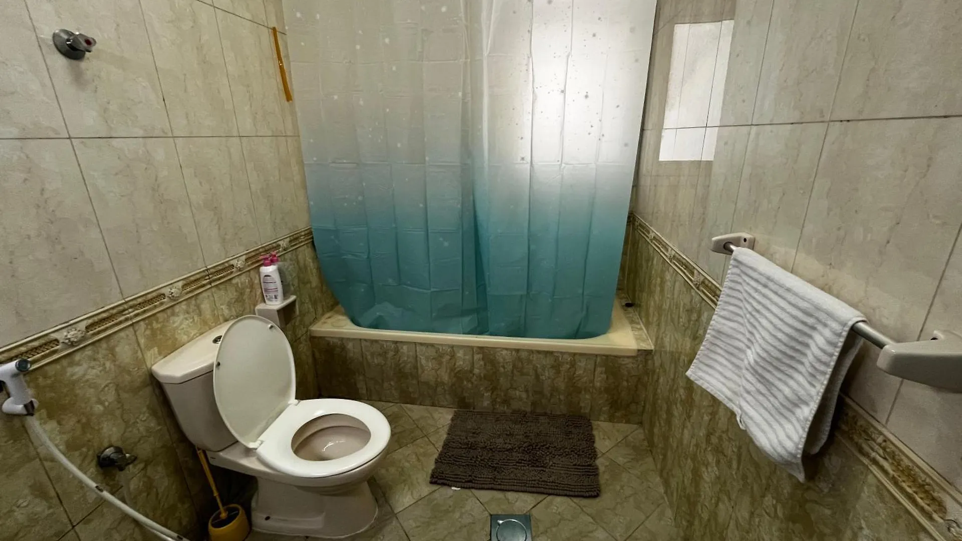 104 Room With Dedicated Washroom-Home Stay Abu Zabi